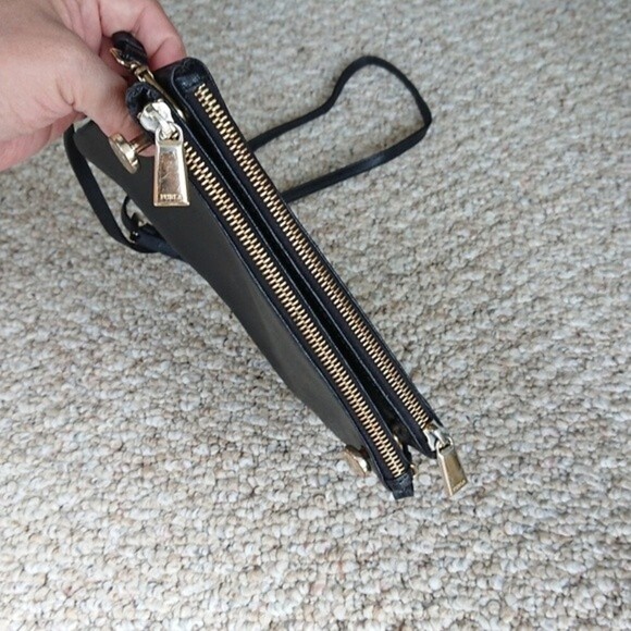 Furla 2 pockets crossbody bag - Picture 7 of 12